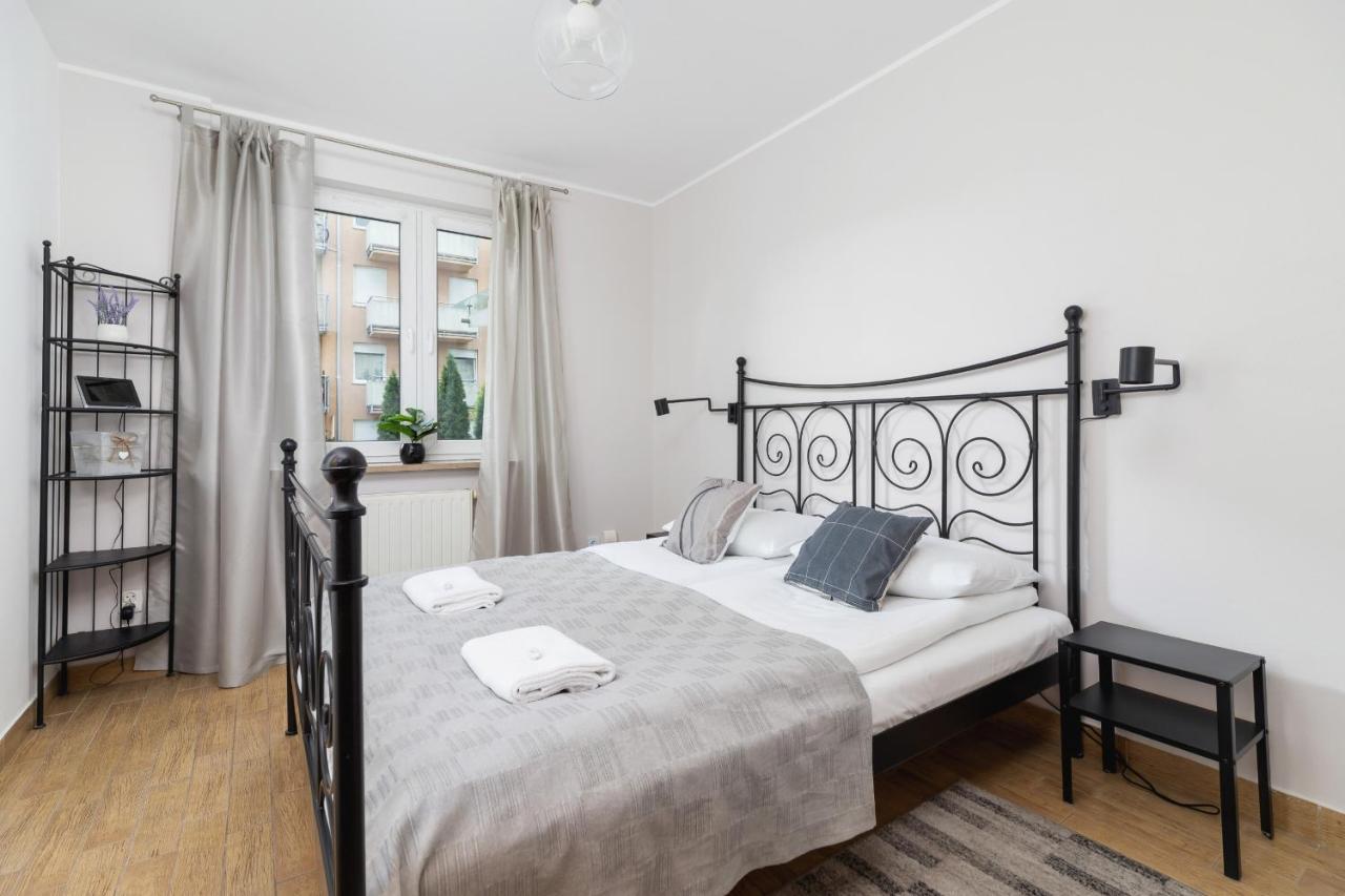 Pleasant Apartment With Terrace Cracow By Noclegi Renters Krasków Εξωτερικό φωτογραφία